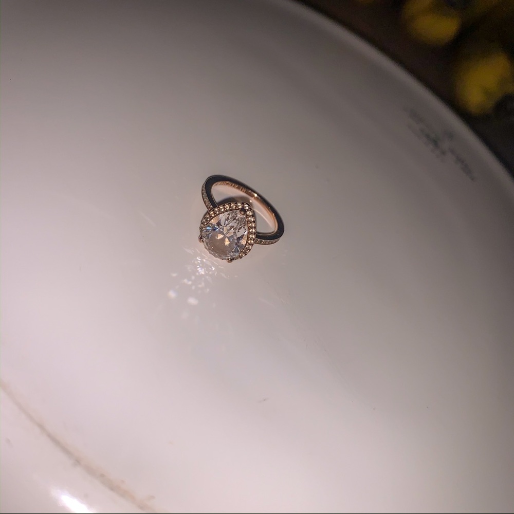 Pandora Sparkling Teardrop Halo Ring